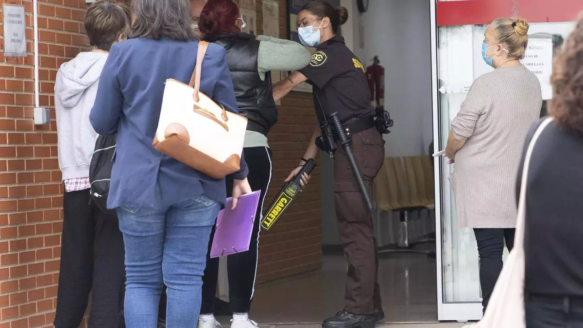 Vecinos de la Coma: "Nos sentimos criminales cada vez que vamos al médico"