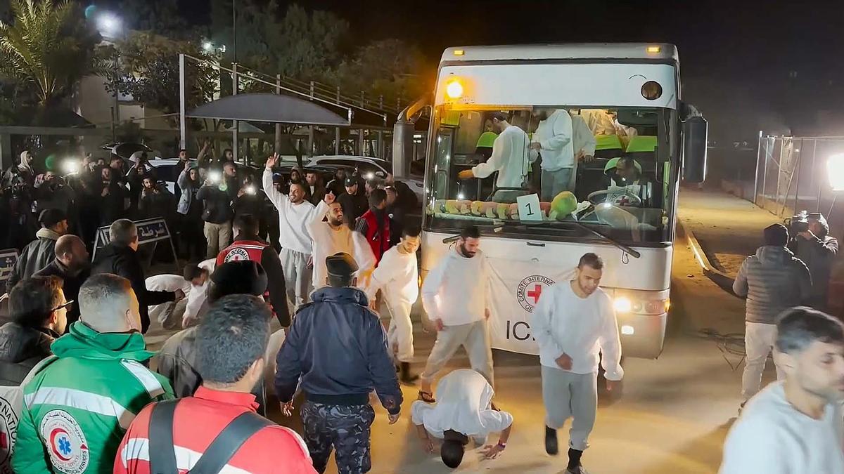 El Hospital Europeo de Gaza recibió 456 presos palestinos en mal estado de salud El Hospital Europeo de Gaza recibió 456 presos palestinos en mal estado de salud