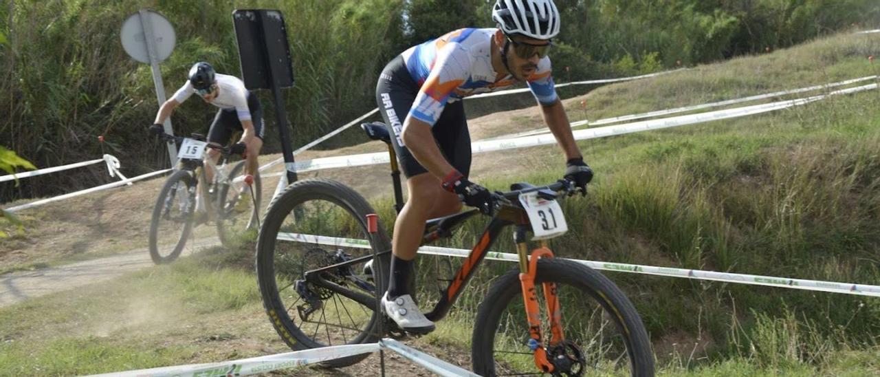 L’equip RR Bikers va portar el timó de la cursa però va guanyar per un marge petit