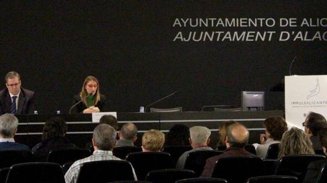 El Ayuntamiento de Alicante abre la participación para renovar la Ordenanza del Ruido entre críticas de la oposición y de los vecinos