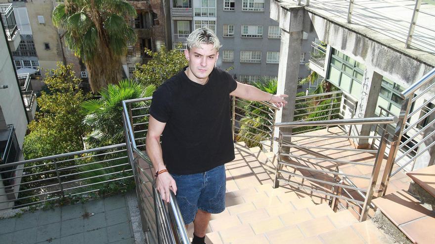 Miguel Álvarez, el joven que evitó que una mujer se tirase al vacío en Ourense
