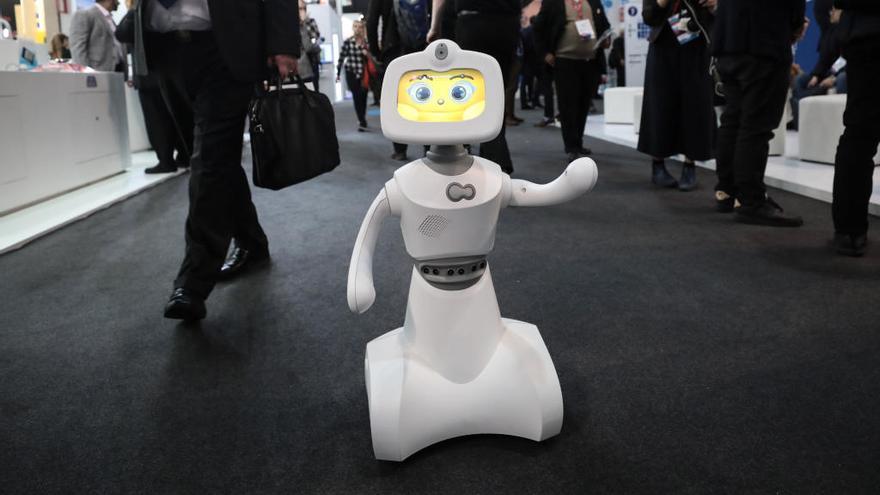 Robelf, el robot social para el hogar que recorre el MWC