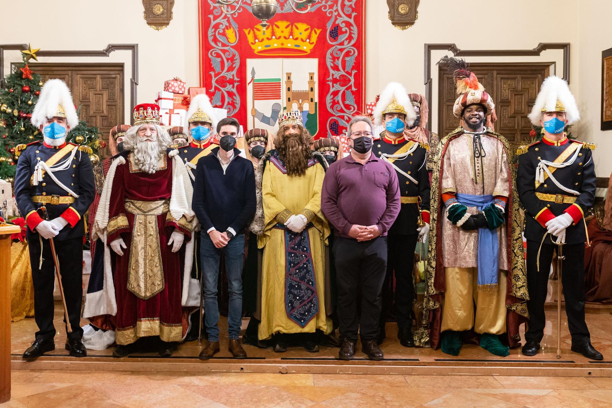 GALERÍA | Así fue la llegada anticovid de los Reyes Magos a Zamora, sin cabalgata y sin niños, pero con la misma ilusión