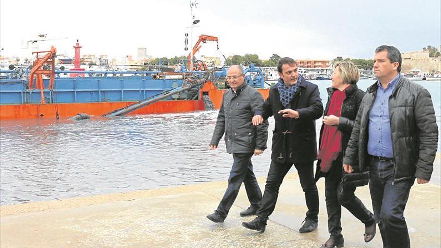 La pesca de Peñíscola reclama ampliar la escollera del puerto