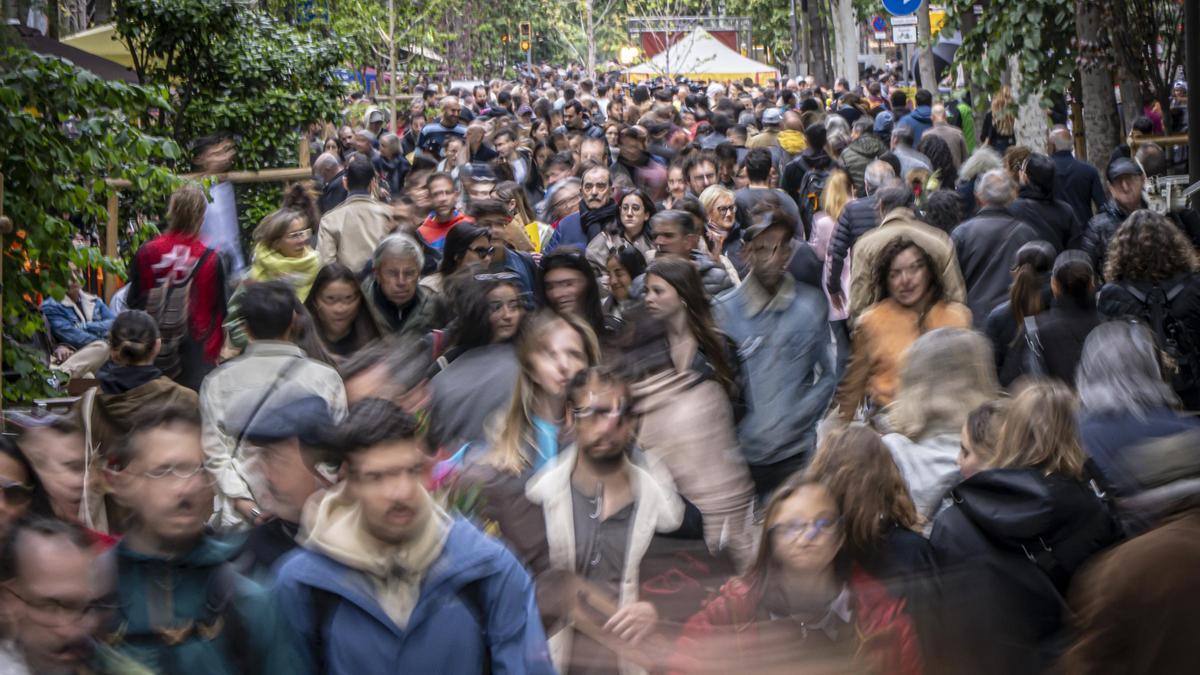 Catalunya ha ganado más de 100.000 habitantes en un año.