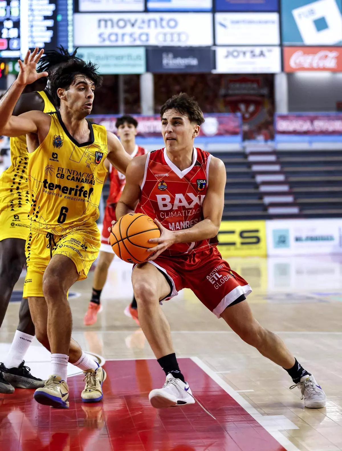 Gerard Fernández és el més jove de fer un triple amb el Manresa en tota la història i el segon d'anotar punts