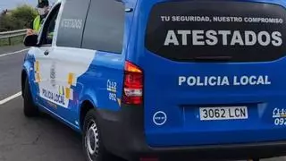 Luto en las carreteras de Canarias:  muere un joven motorista al chocar con un coche