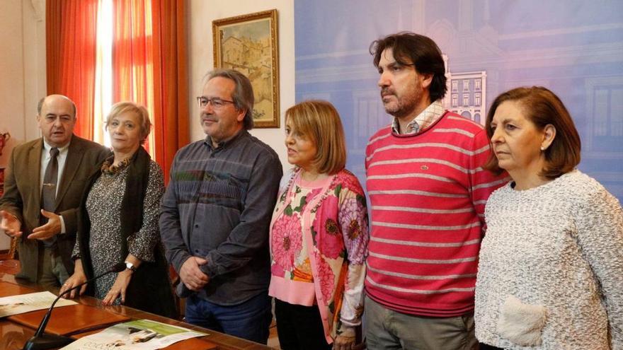 Desde la izquierda: Feliciano Ferrero, Carmen Viforcos, Francisco Guarido, Pilar de la Higuera, David Rivera y Cecilia Pérez