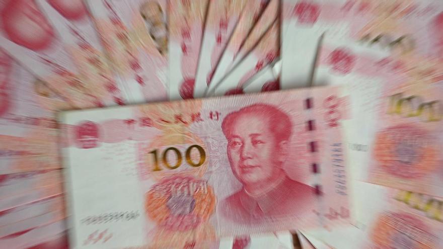 La economía china crece a su ritmo más bajo en casi cuatro años y complica el objetivo anual