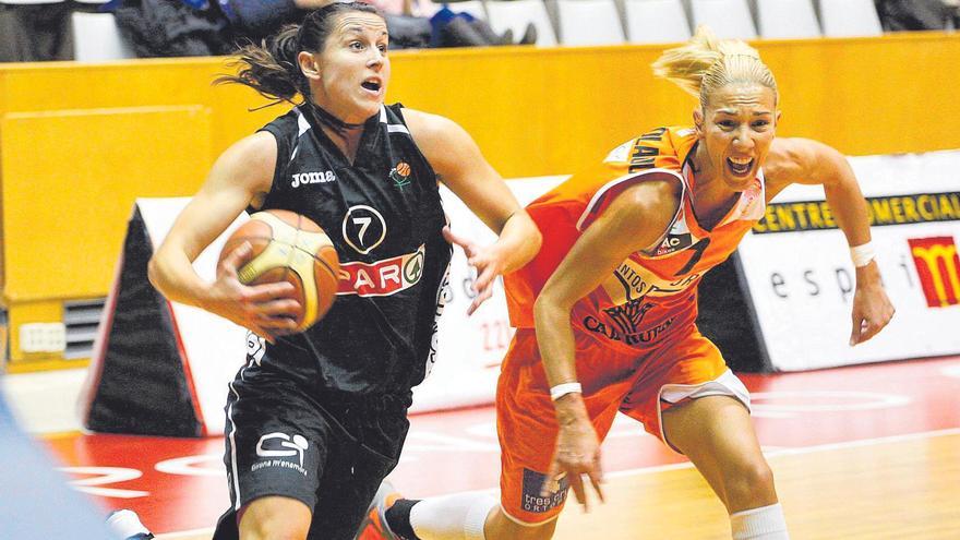 Anna Carbó en un partit a Fontajau durant l'etapa a l'Uni