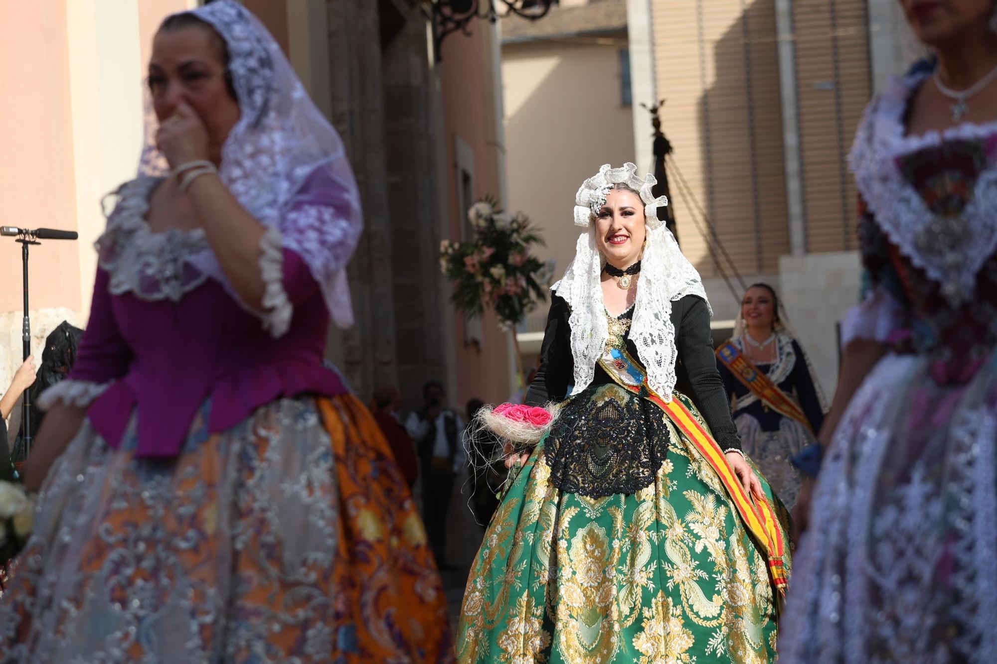 Ofrenda 2023 | Falleras Mayores e Infantiles de comisiones del 17 de Marzo (y II)