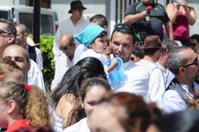 Traida Infantil del Agua de Lomo Magullo 2016