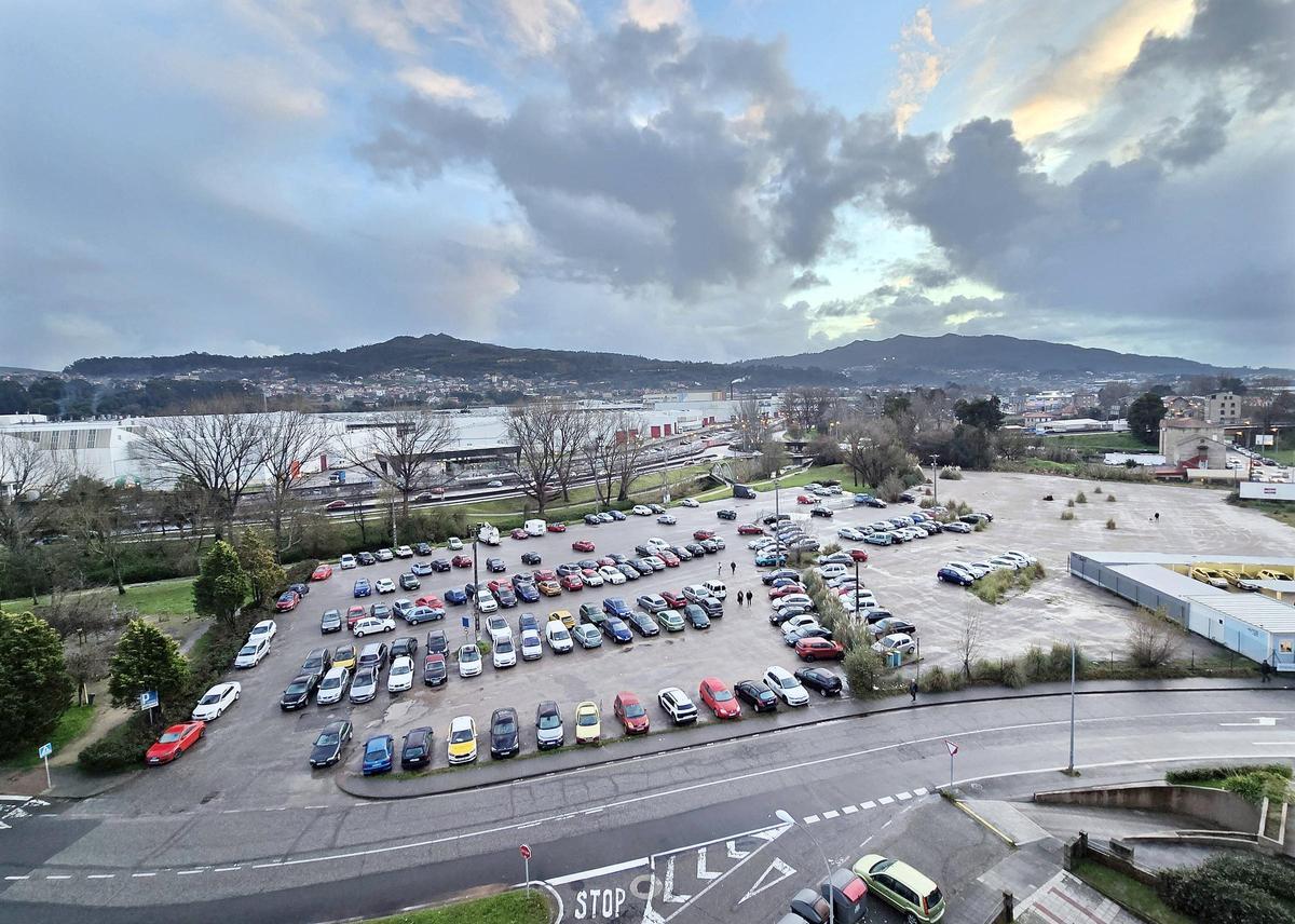 Vista general del aparcamiento entre Pablo Iglesias y el Lagares