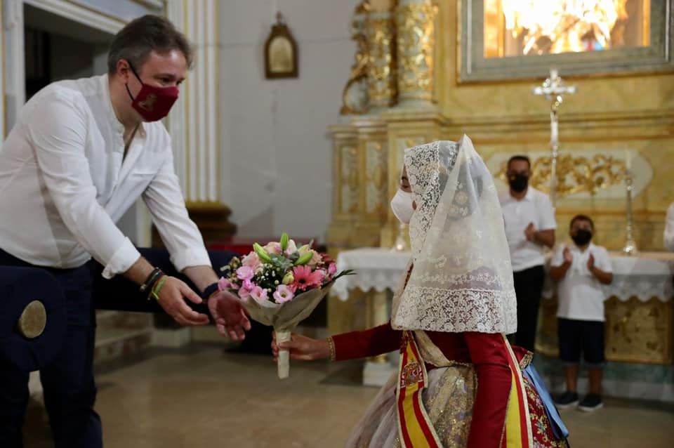 Las falleras mayores de València vuelven en las fiestas de Navajas