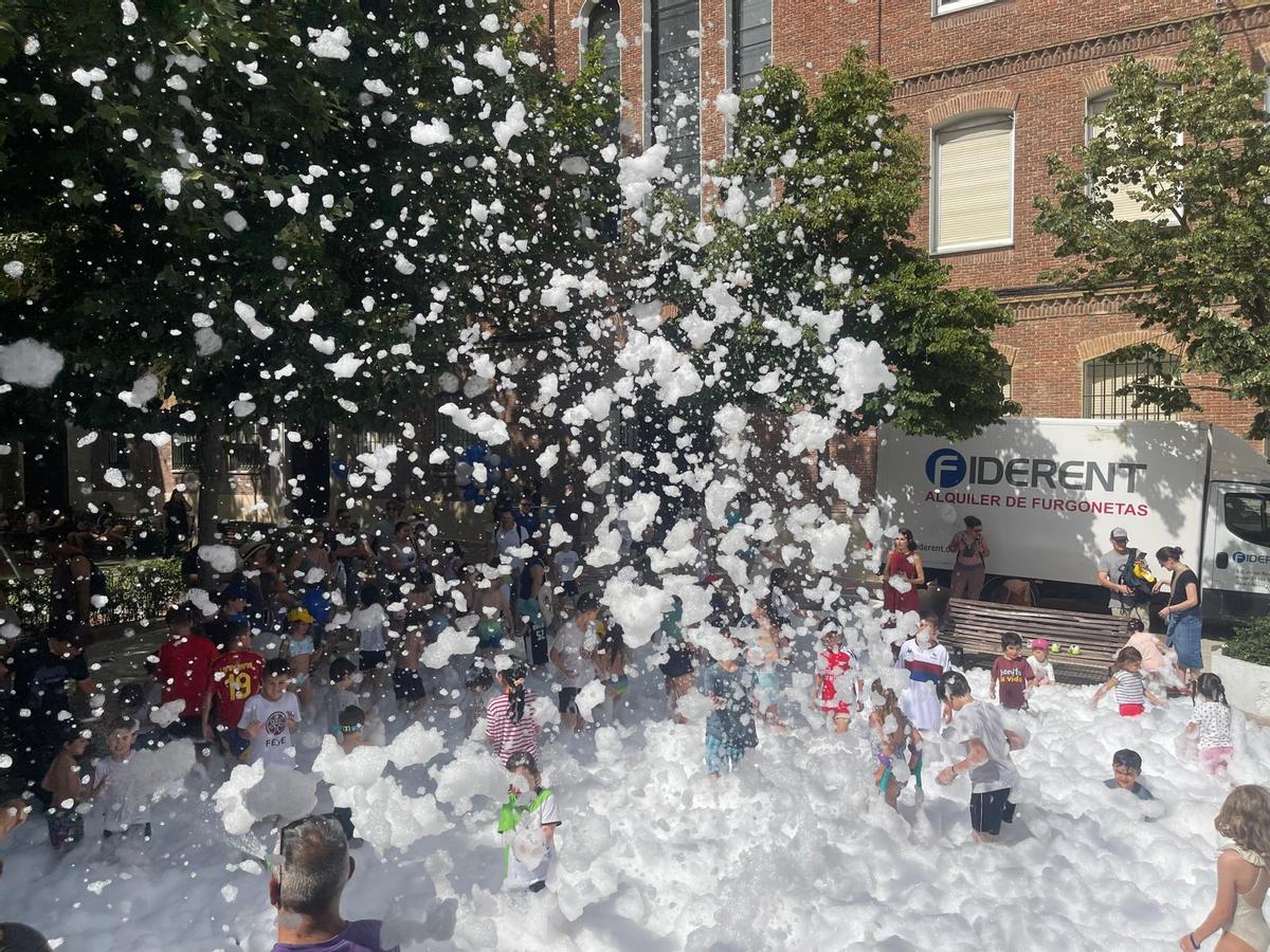 La fiesta de la espuma contará con dos pases a las 1200 y a las 1330 horas