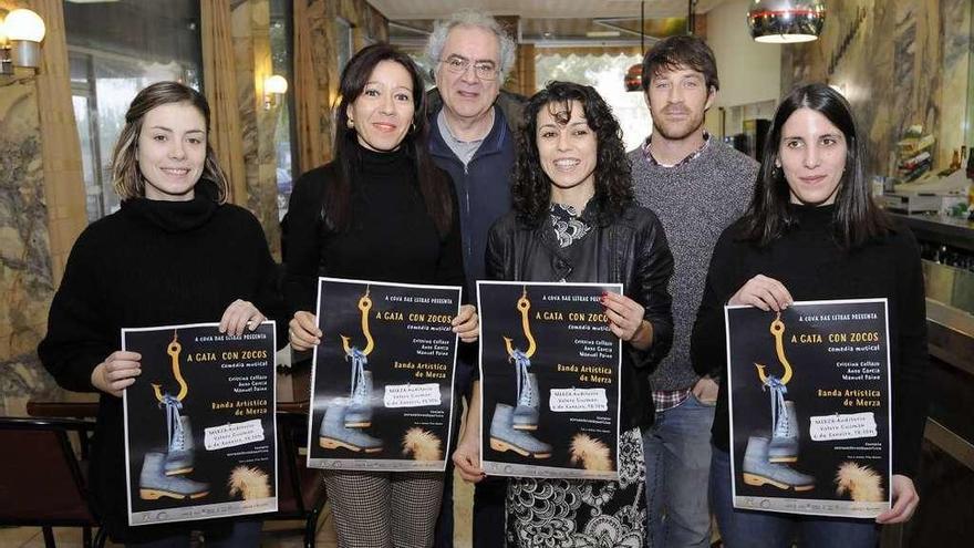 Rey, González, García Fernández, Collazo, Paino y Peña, en la presentación de la obra. // Bernabé/Javier Lalín