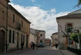 Robos y ruedas de coches rajadas alteran la tranquilidad en Morales de Toro