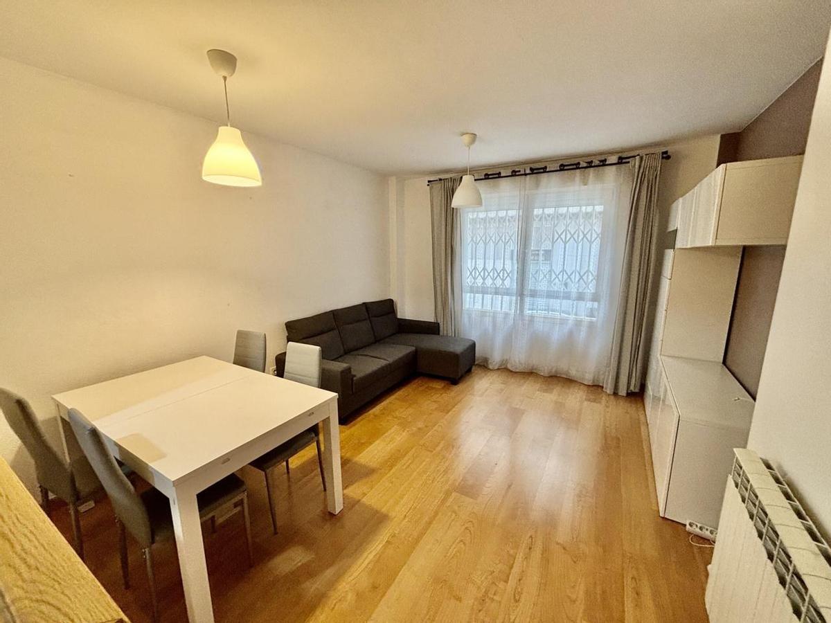 El salón de la casa a la venta en San José