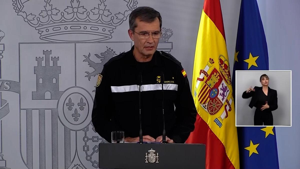 Javier Marcos, jefe UME, comparece tras la reunión del comité de crisis de la DANA