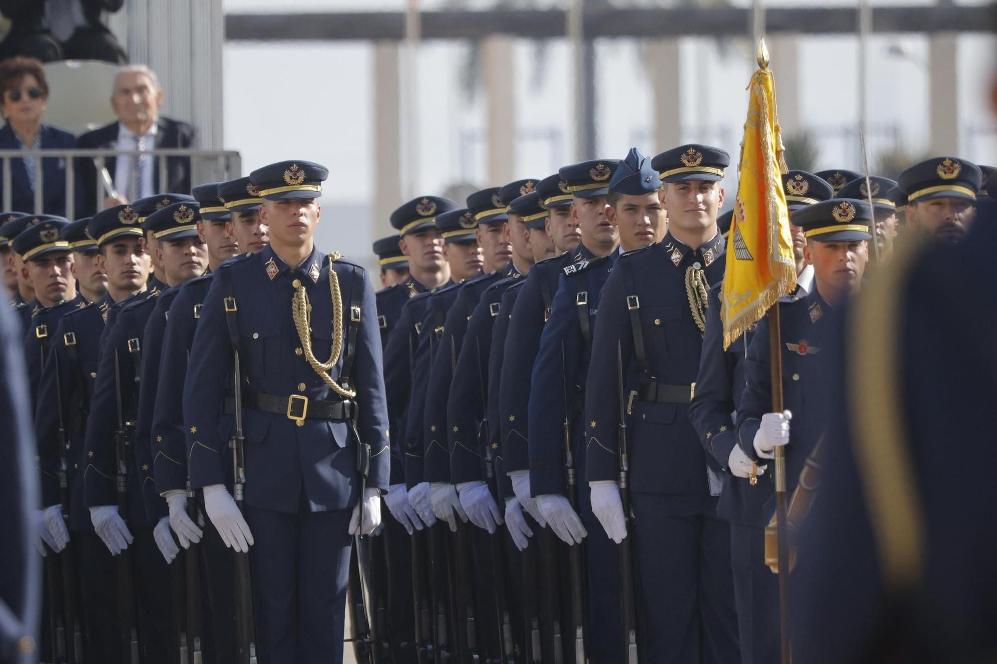 Las mejores imágenes de la Jura de Bandera en la Academia General del Aire con la princesa Leonor