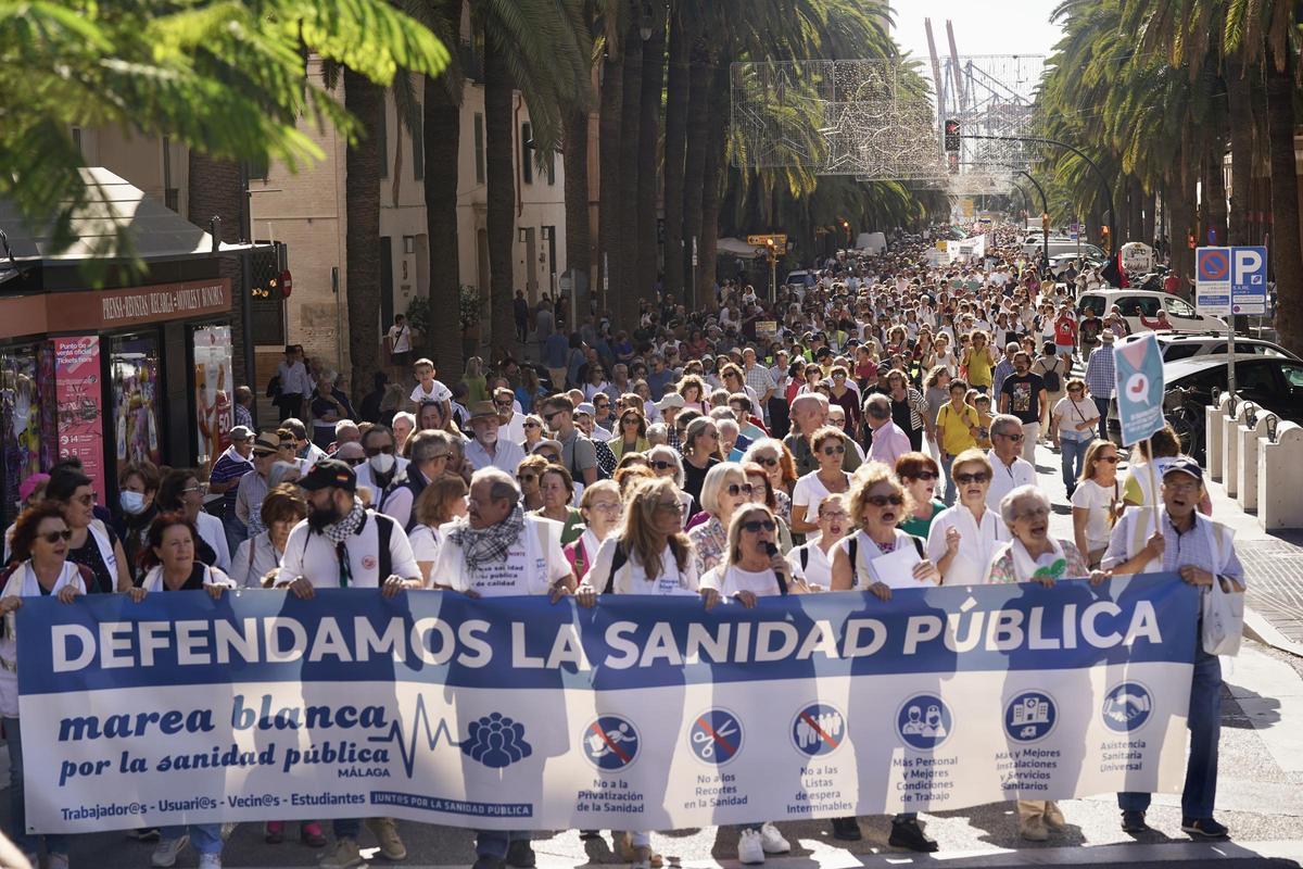 Manifestación de Marea Blanca por la sanidad pública en Málaga en 2023