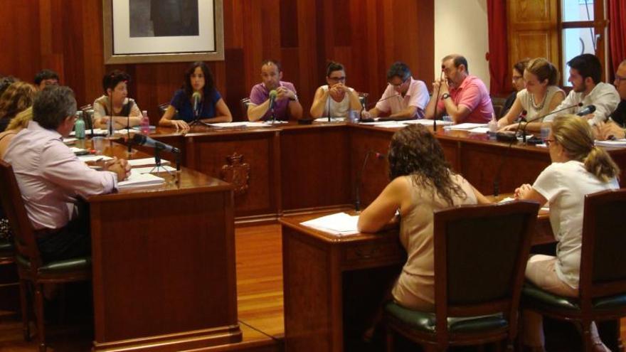 El pleno ha sometido a debate los presupuestos