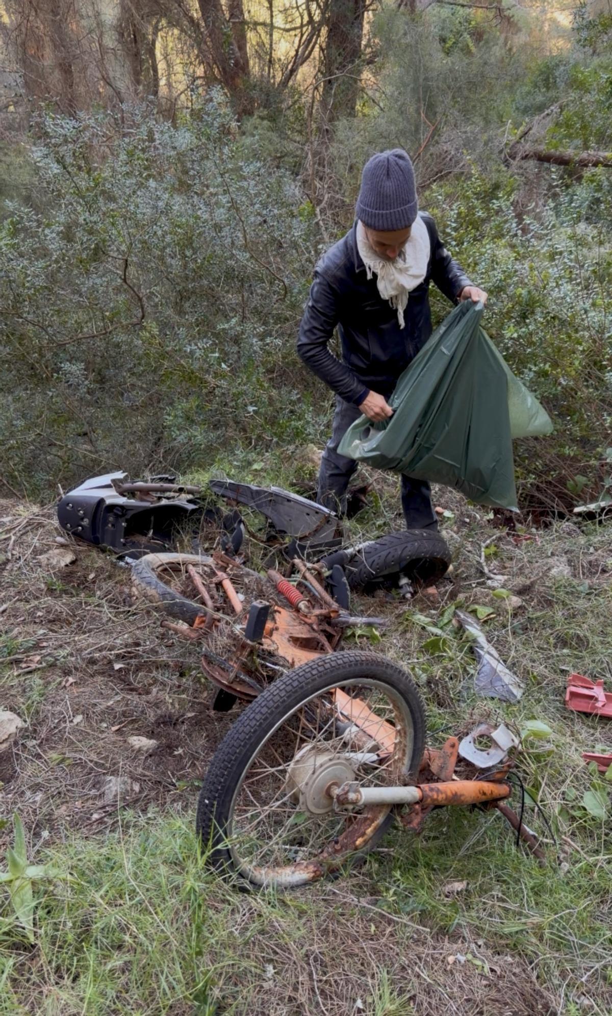 Motocicleta encontrada Motocicleta encontrada