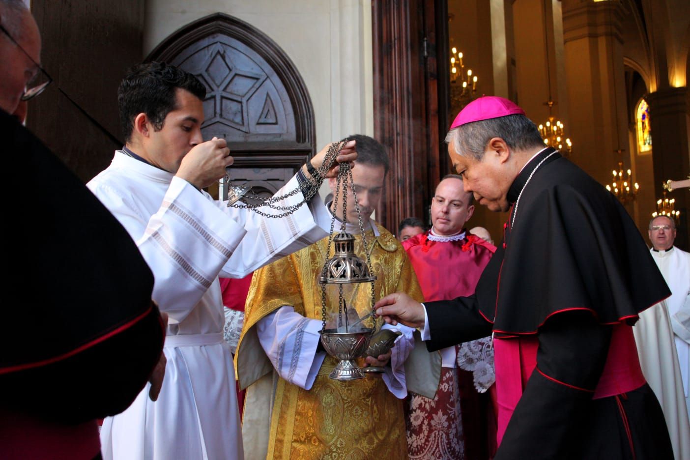 Misa en la concatedral por el centenario de la virgen de Lledó