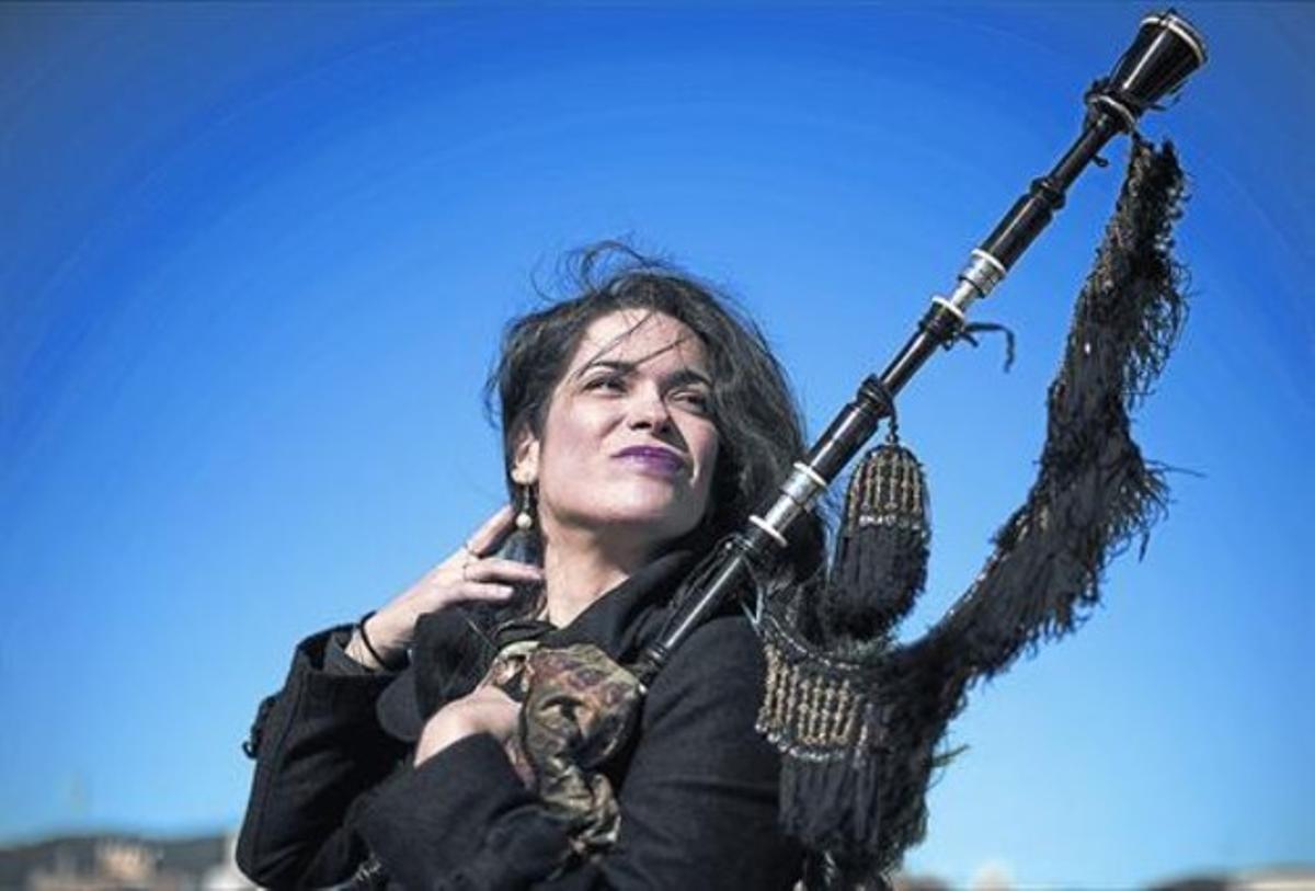 La gaitera gallega Cristina Pato, en Barcelona, donde estrenará un concierto creado para ella. La gaitera gallega Cristina Pato, en Barcelona, donde estrenará un concierto creado para ella.