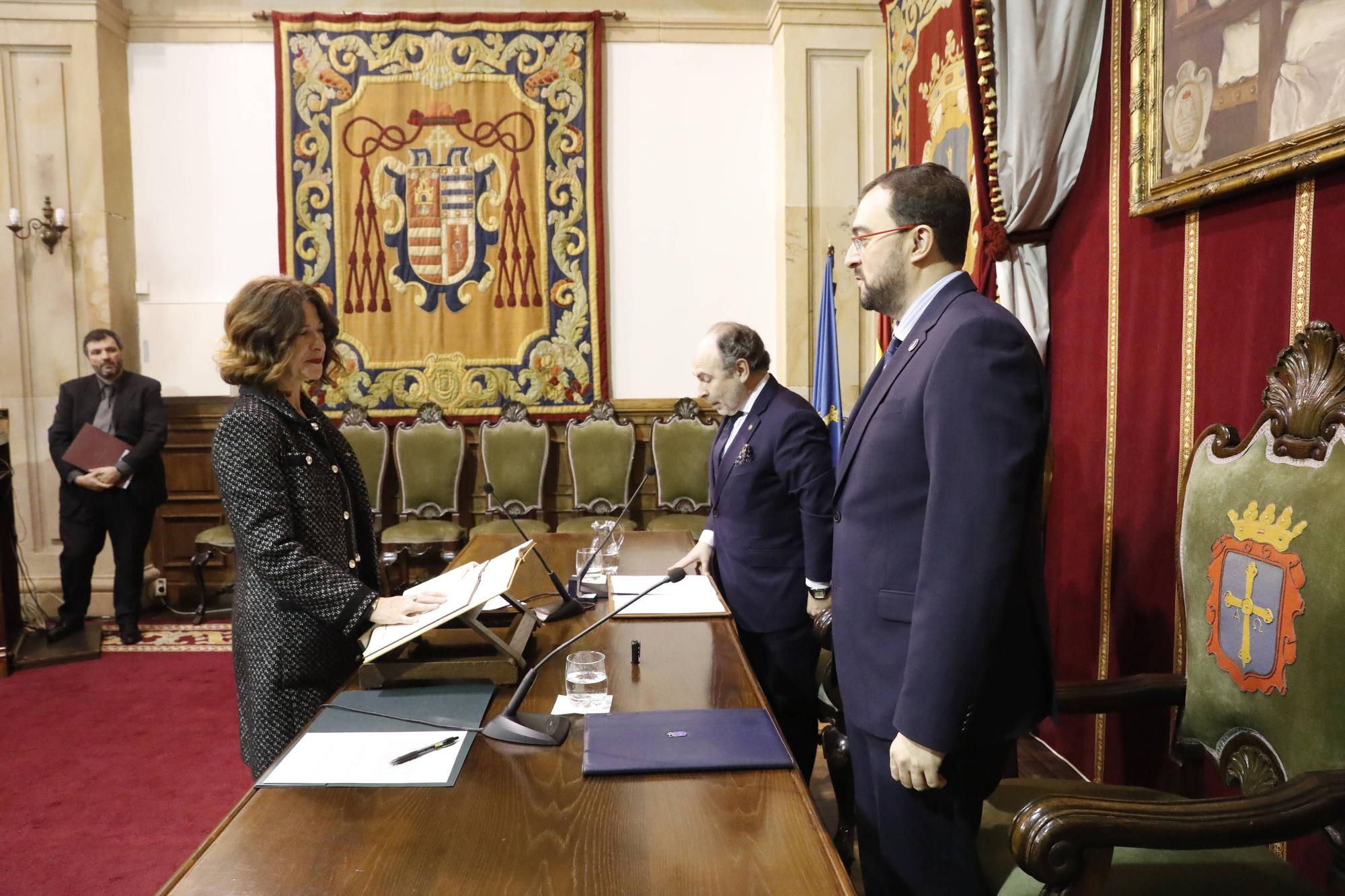 Ángela Santianes abre "una nueva etapa" en el Consejo Social de la Universidad de Oviedo