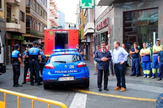 Efectivos de los Bomberos de Las Palmas de Gran ...