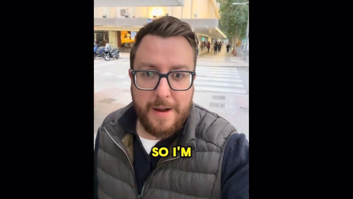 Un inglés se muda a Murcia y alucina con las tiendas.