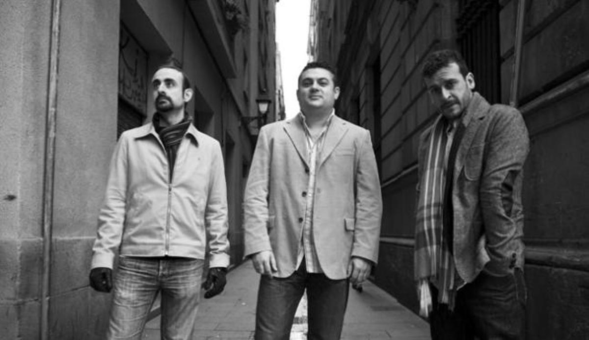 Chano Gil (trompeta), Yul Ballesteros (guitarra) y Paco Perera (contrabajo)