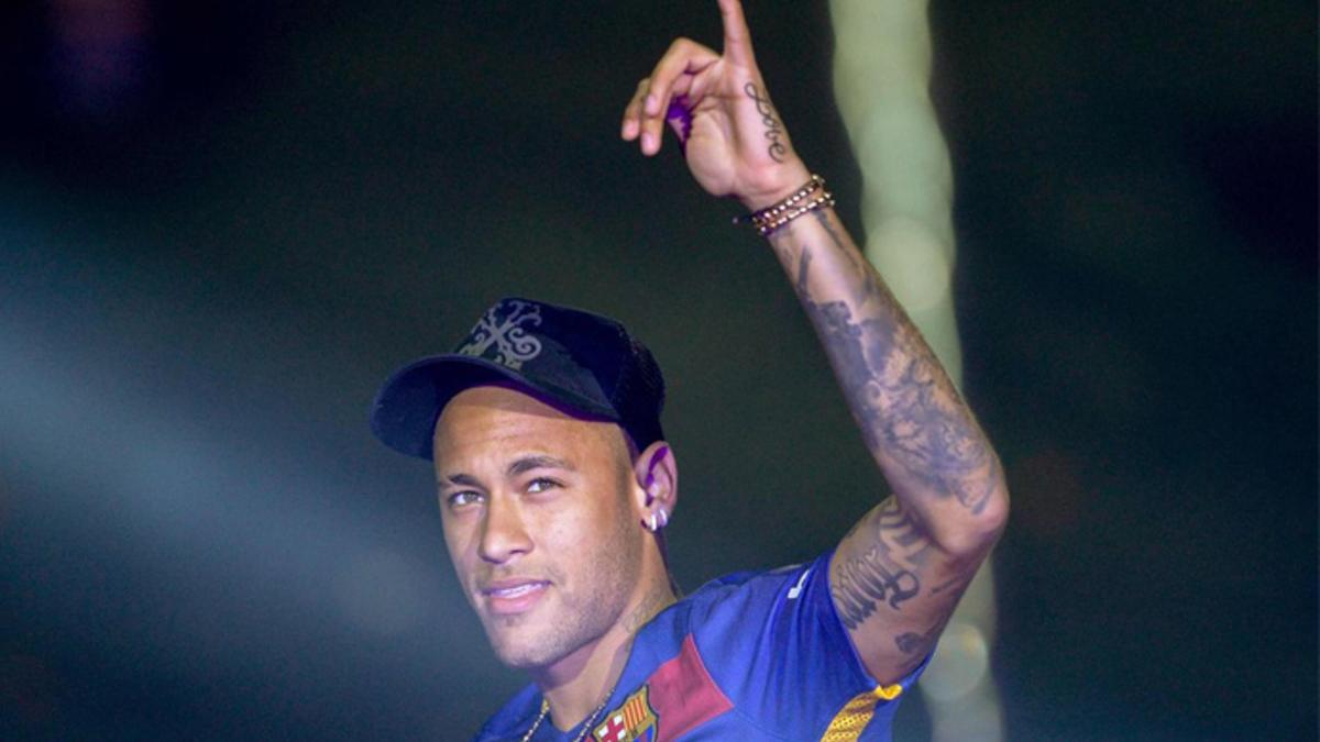 Neymar debe tomar una decisión inmediata sofre su futuro