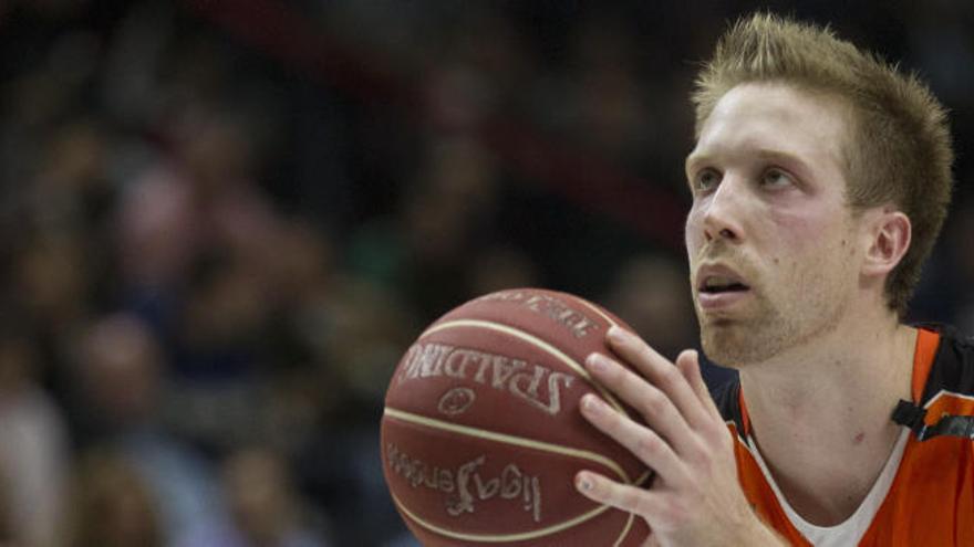 Hamilton, en un encuentro con el Valencia Basket.