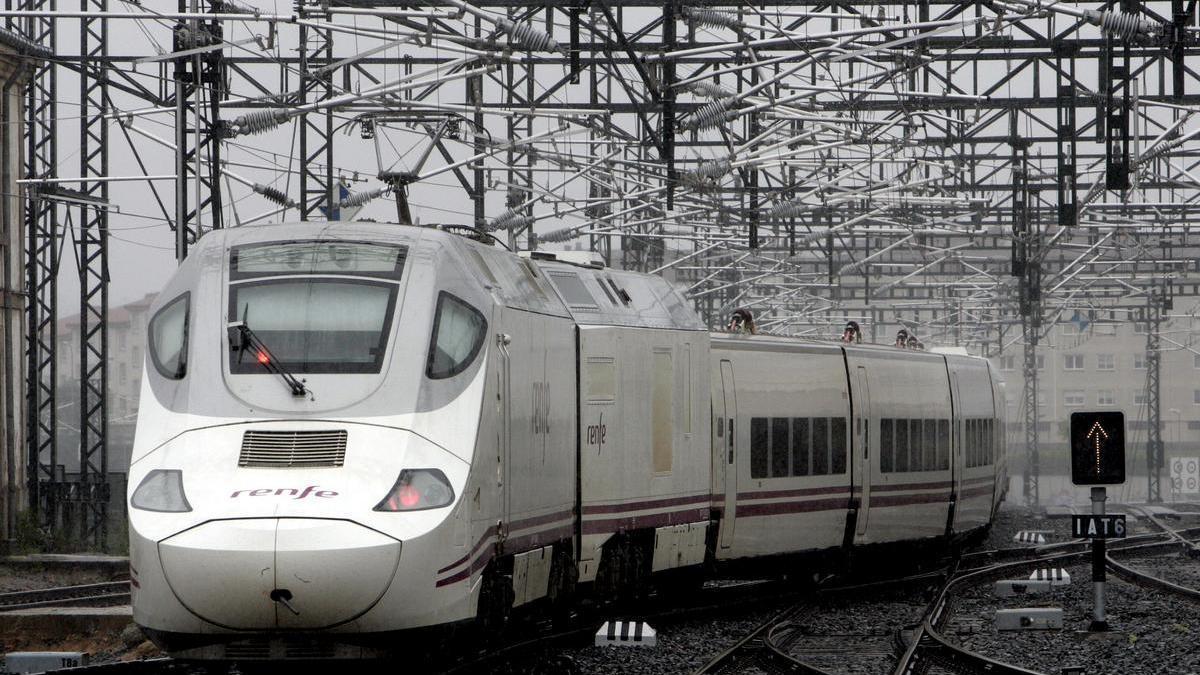 Un tren del modelo TalgoS-730 que hará el recorrido directo entre Madrid y Teruel, con paso por Zaragoza, desde el próximo año.