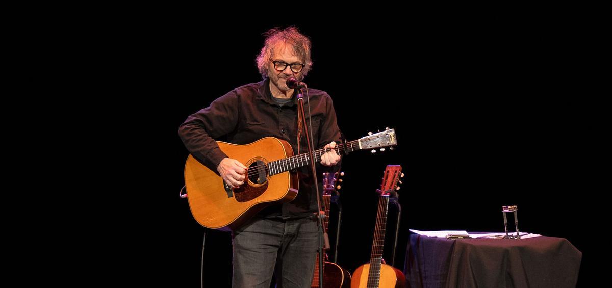Concierto de Jeff Tweedy en el teatro Colón de A Coruña.