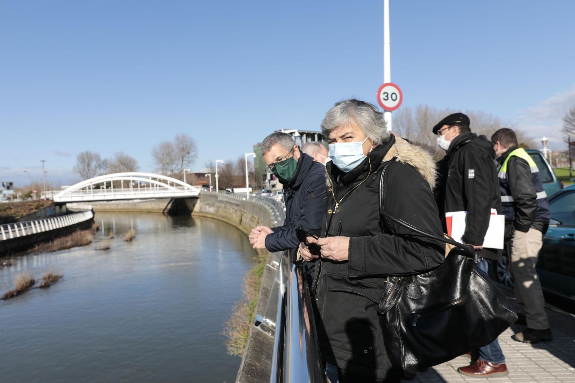 Visita del Secretario de Estado de Medio Ambiente al río Piles y Ayuntamiento