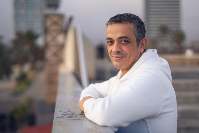 Tito Álvarez (Élite Taxi): «Hi ha taxistes a Barcelona que no volen passar exàmens d’idioma»