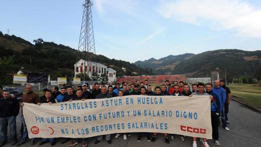 Trabajadores de Starglass, el pasado año, durante una protesta laboral.