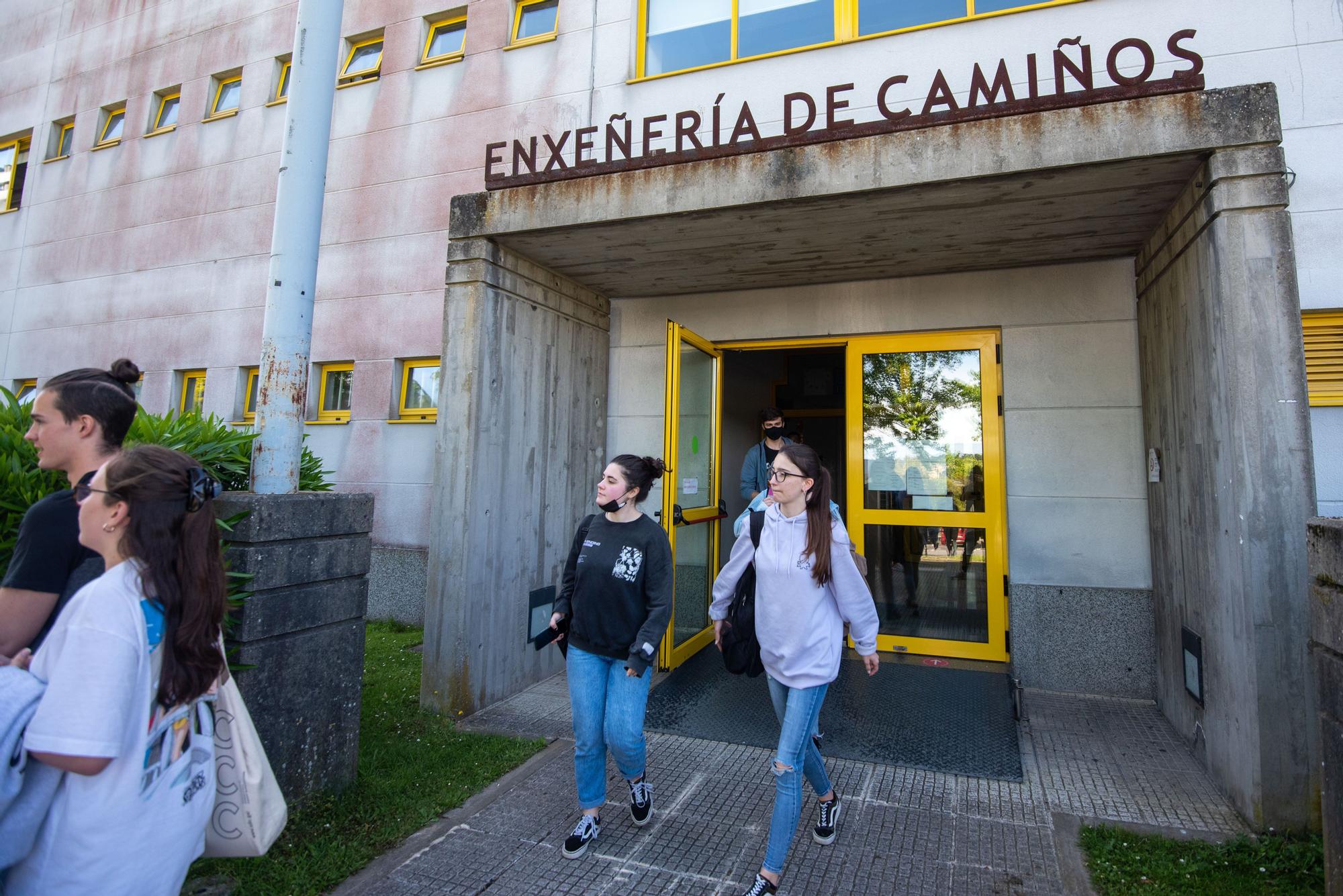 Selectividad A Coruña 2022: Primer día de los exámenes de la ABAU en los campus coruñeses