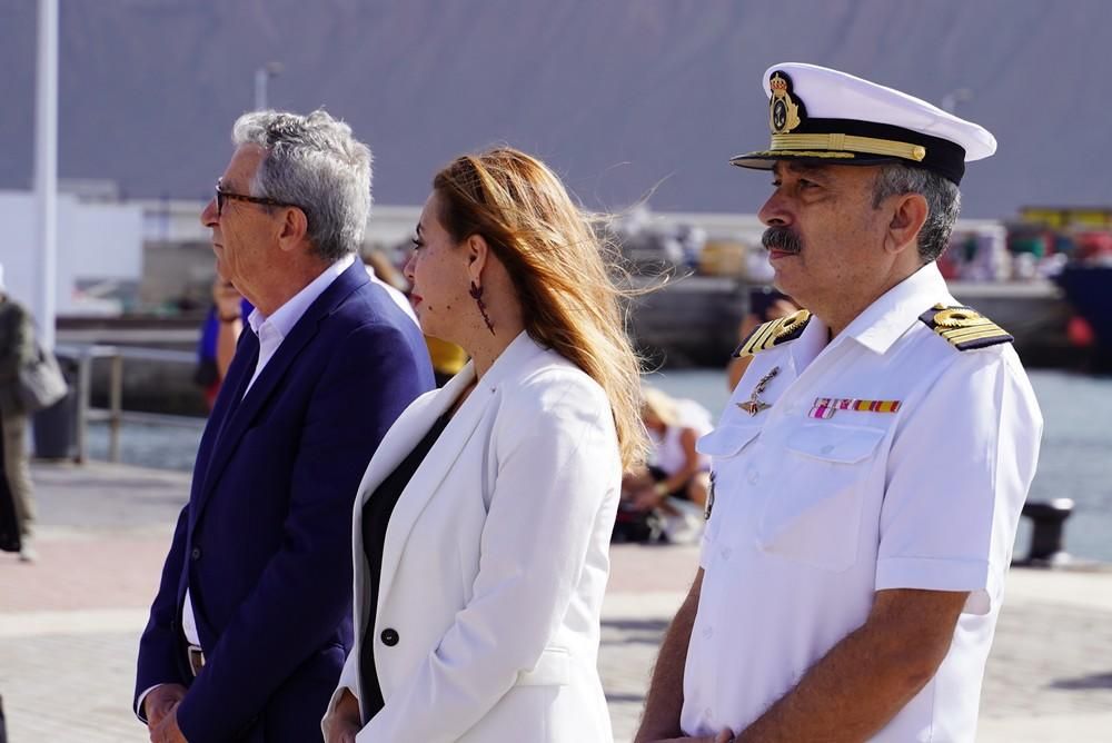 El buque escuela 'Juan Sebastián Elcano' visita por primera vez La Graciosa