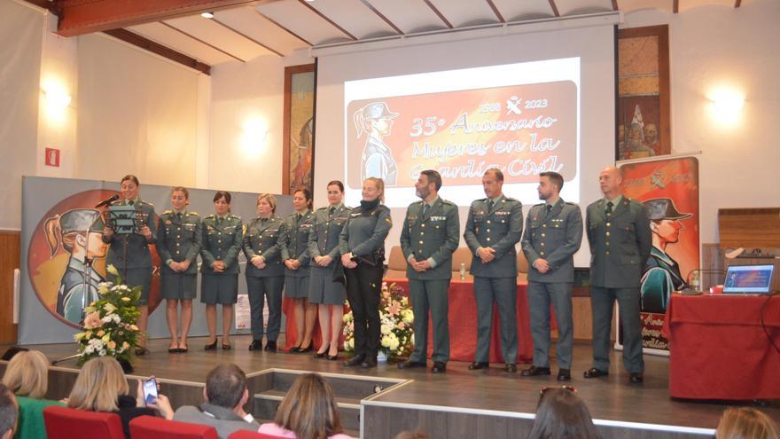 La violencia de género en Internet, &quot;de rabiosa actualidad&quot;, explica una guardia civil en Benavente