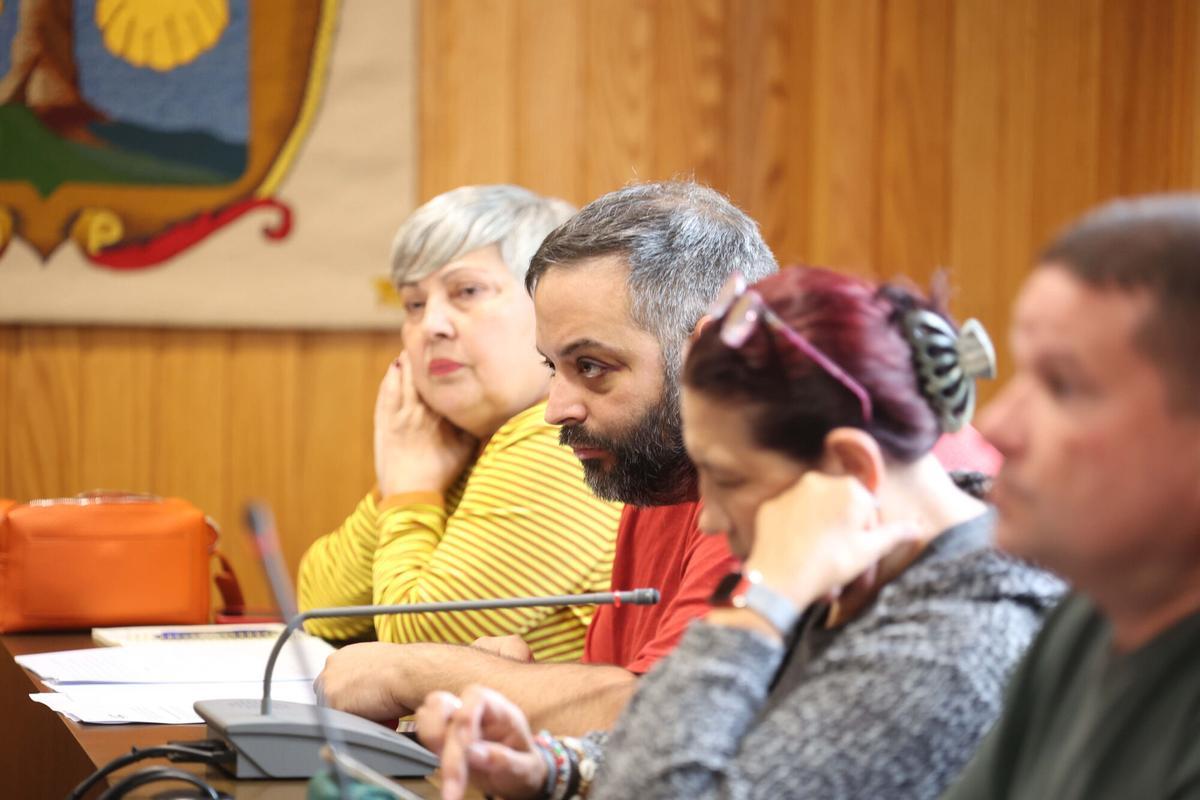 Los concejales del BNG de Cambre en un pleno