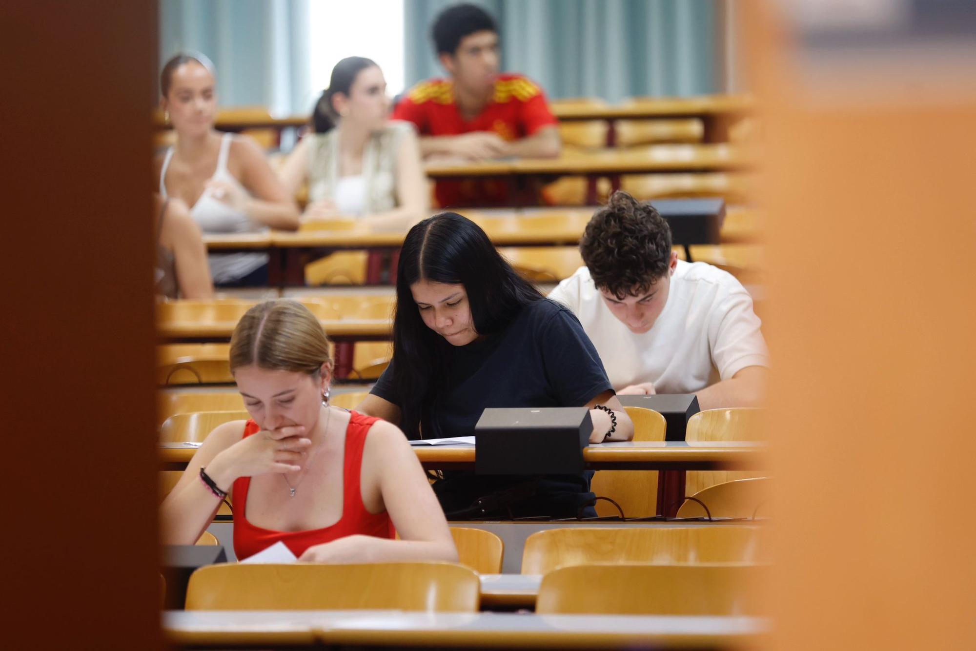 Así ha sido la segunda jornada de Selectividad 2025 (PAU) en la Universidad de Alicante