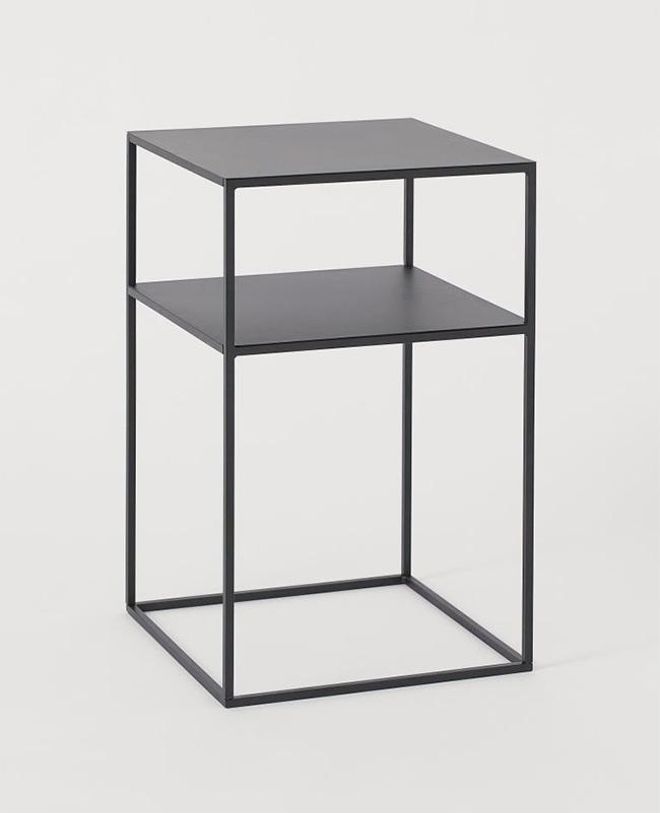 Mesa auxiliar de metal