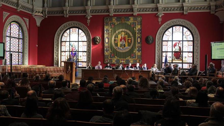 Los universitarios solicitan una nueva rebaja de tasas en un 10%