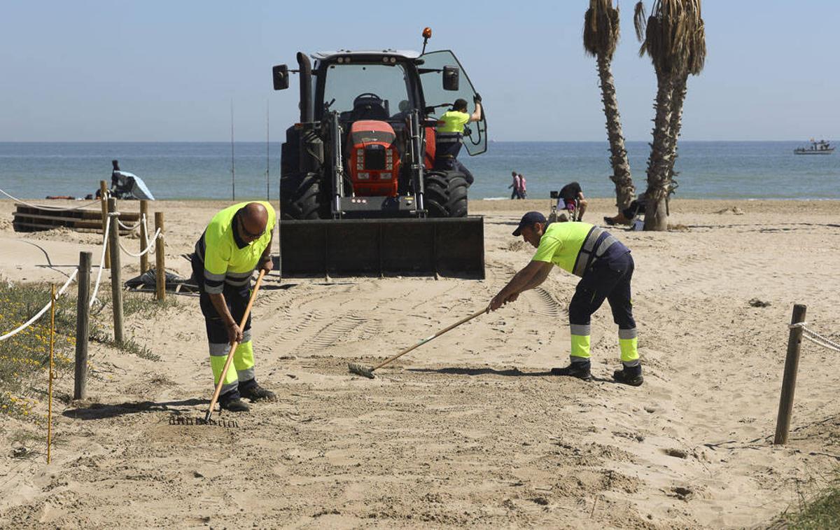 Acondicionamiento de la playa.
