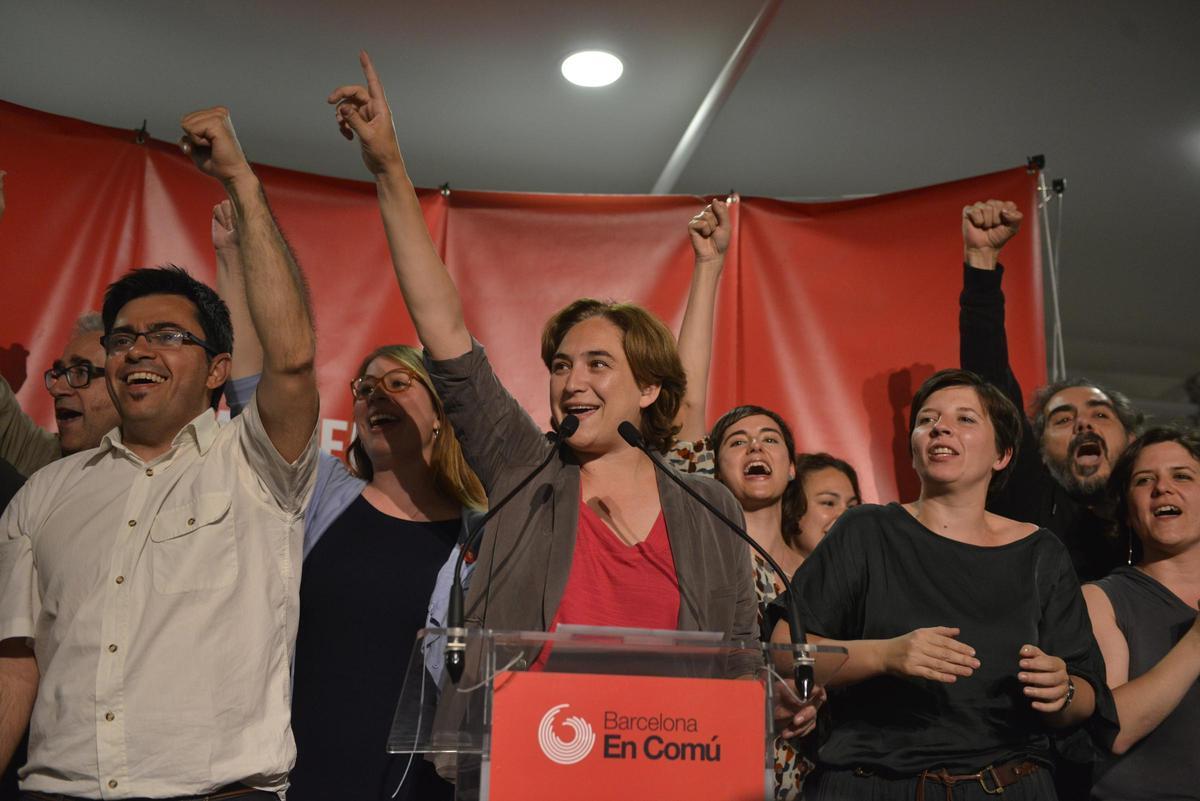 Ada Colau gana las elecciones de Barcelona el año 2015