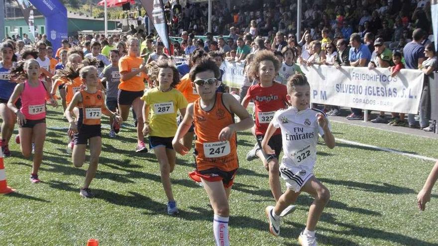 Carrera Pinga Pinga celebrada el año pasada en San Tomé de Piñeiro. // Santos Álvarez